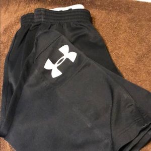 Black all season UA sweats